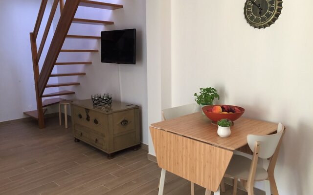 Best Houses 16 - Charming New Great Loc.