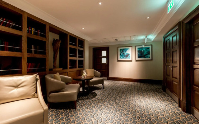 Western House Hotel