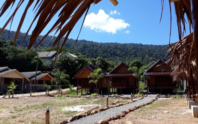 Mook Anda Lanta Village