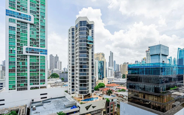 w Sophisticated 1BR w High-rise View in Calle 50