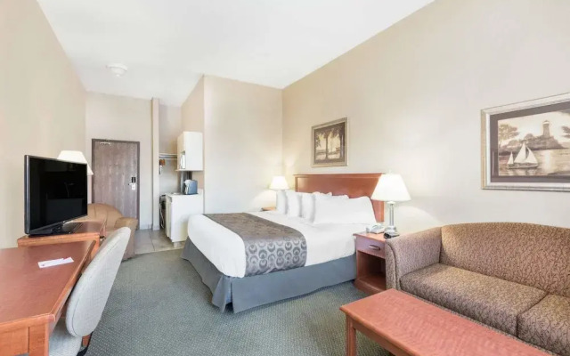 Ramada Clairmont/Grande Prairie
