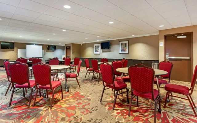 Best Western Plus Brookside Inn