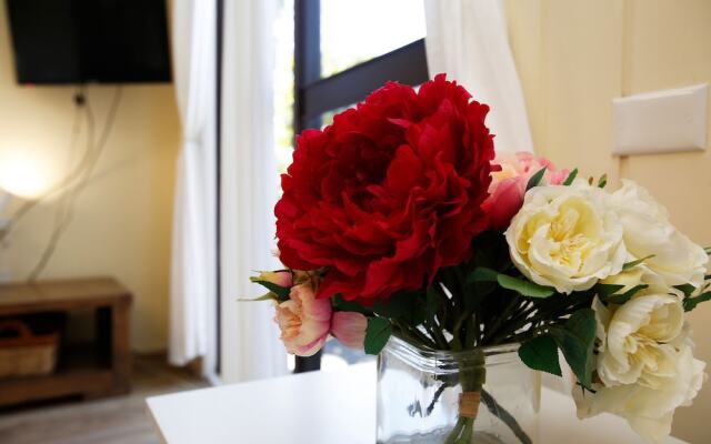 Tullys Hut - Walk to Hikes, Waterfalls, Views