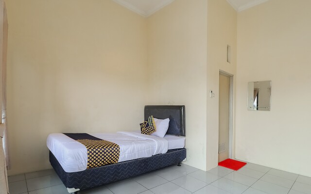 SPOT ON 3859 Sweet Candy 2NearResinda park mall