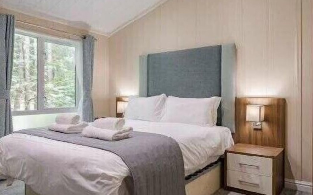 Guelder Rose Lodge - Kelling Heath Holiday Park - 22249