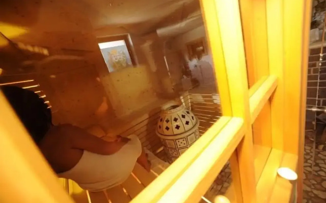 Alpine Touring Hotel