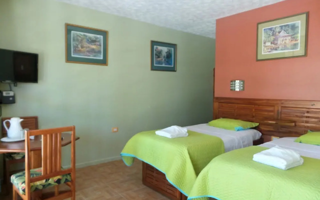 Toucan Inn