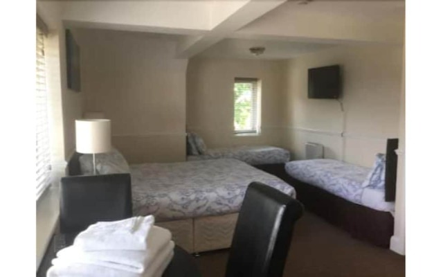 T & J Motel