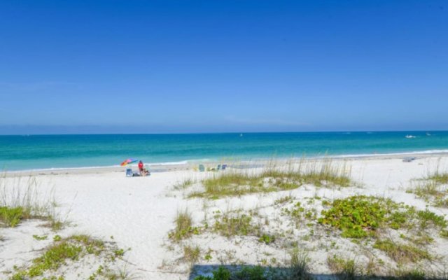 Coquina Beach Club 104 2 Bedroom Condo by RedAwning