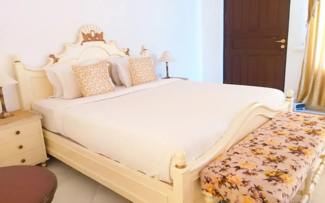 Devraj Villa-A Luxury Homestay with Pool