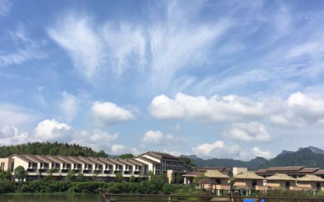 Shuizhuang No.8 Holiday Villa