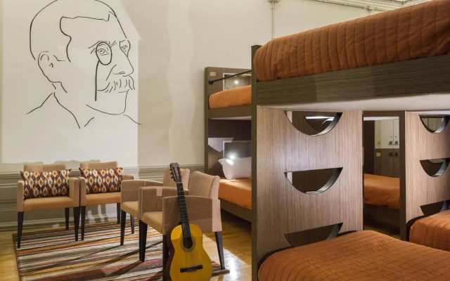 Serenata Hostel