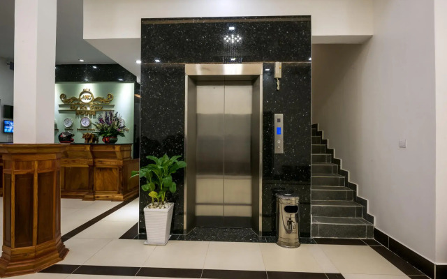 Ny Ka Smy Hotel