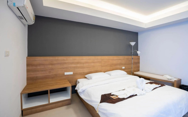 พรนับพันเพลส