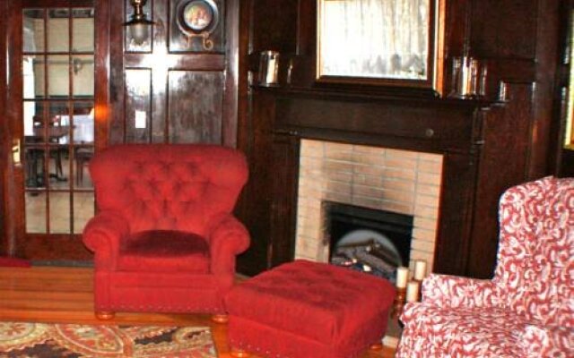 Merchant's Manor