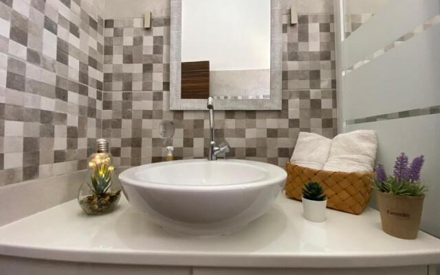 Modern Apartment Valentino GL144