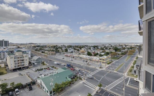 9400 1207 - 2 Br Condo