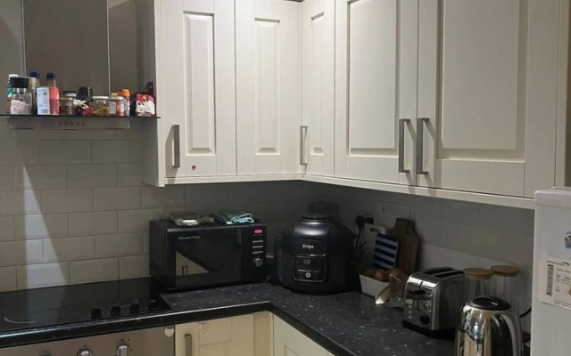 Tranquil 1 Bedroom Apartment With River View