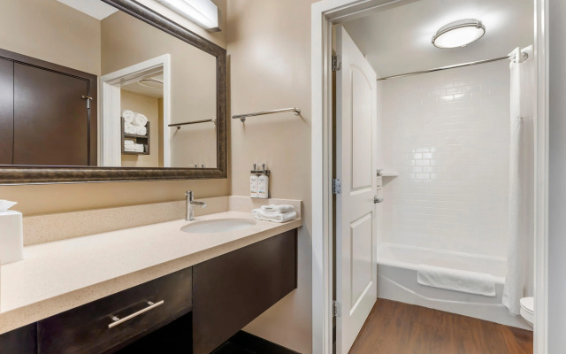 Staybridge Suites Pittsburgh-Cranberry Township
