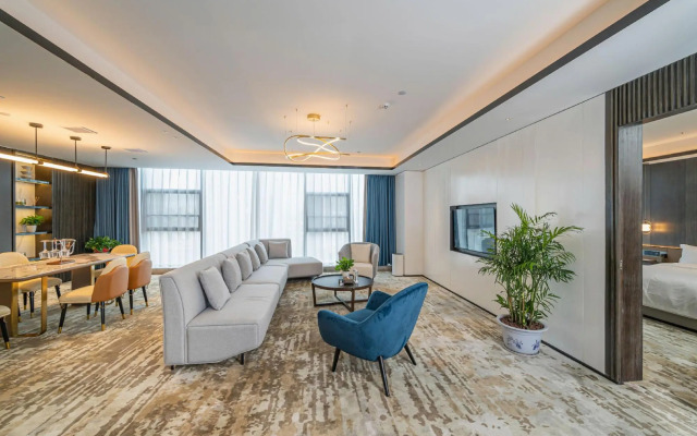 Golden °R Hotel(Shenlongcheng Store of Municipal People's Government)