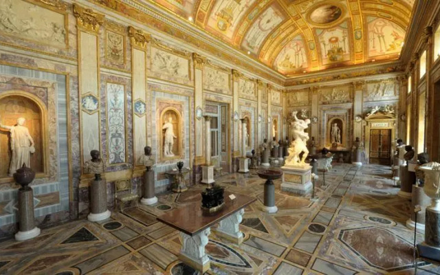 Museums & Garden In The Heart Of Rome