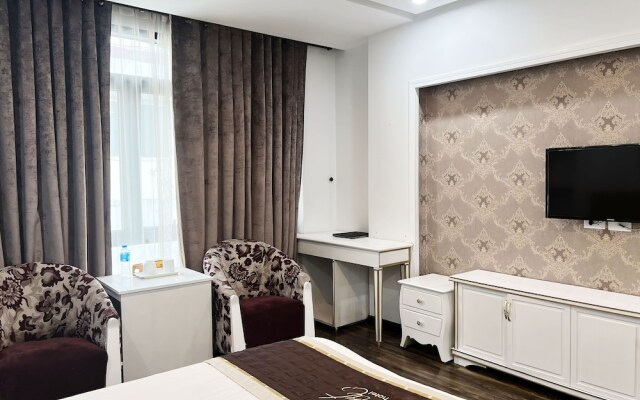 LAmant Boutique Hotel