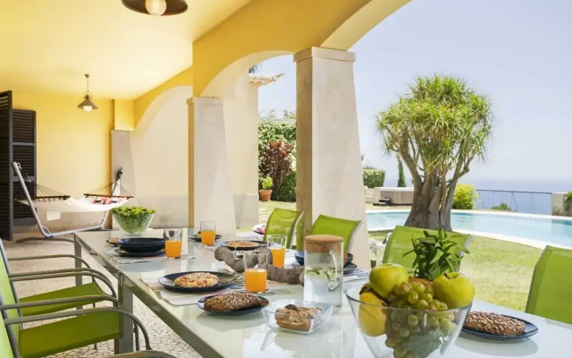 Vila Eucalipto by An Island Apart