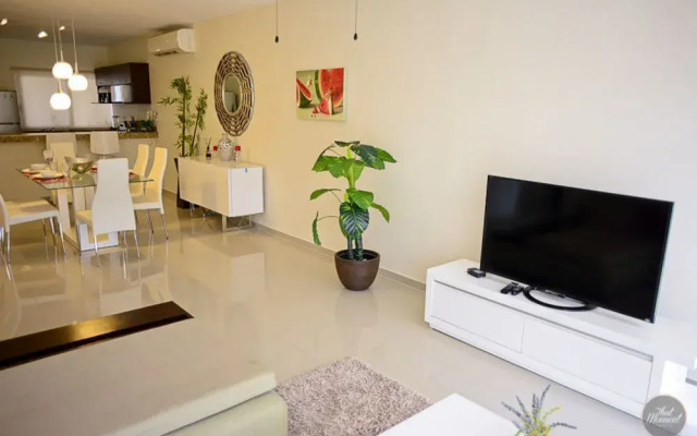 Sabbia Apartment D405 by iMexico