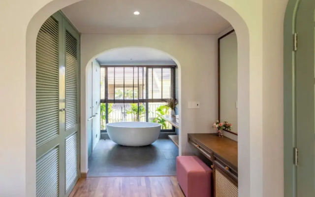 Hometown Pinky 3 BRS Pool Villa Hoi An – Guest Rooms – Da Nang