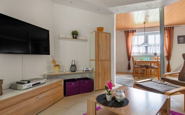 Cozy Apartment with Fenced Garden in Faid