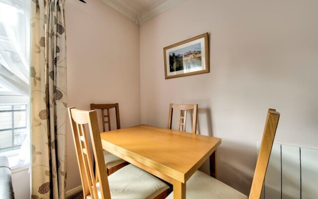 Spacious 2bed Close to City Centre