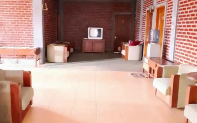 Villa Orange Lembang Pengkolan By Zuzu — hotel in Lembang