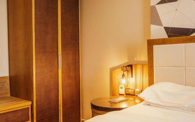 Tanga Beach Resort & Spa