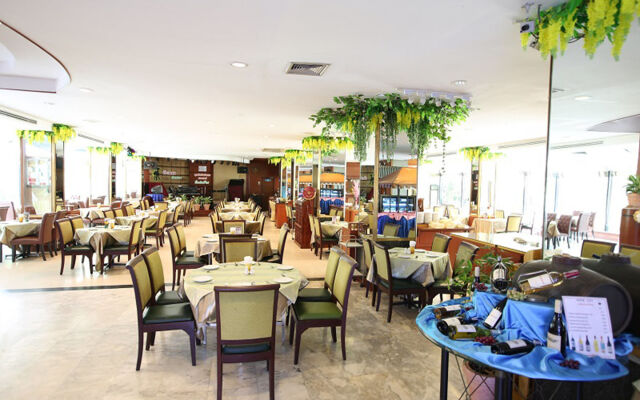 Kosa Hotel 