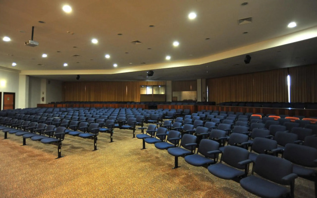 Axis Vermar Conference & Beach Hotel