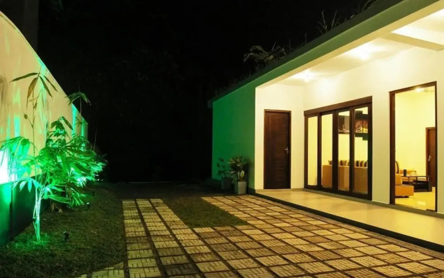 OYO 432 Senki Villa