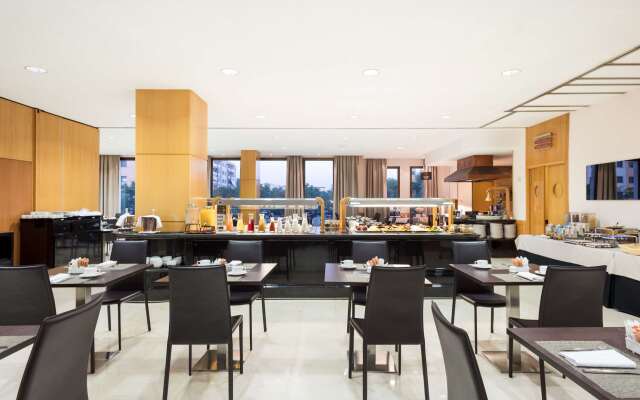 Best Western Premier CMC Girona