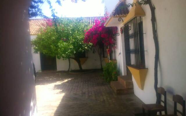 Villa With 6 Bedrooms in Alcalá de Guadaira, With Wonderful City View, Private Pool, Enclosed Garden - 90 km From the Beach