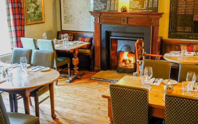 The Oak Tree Inn
