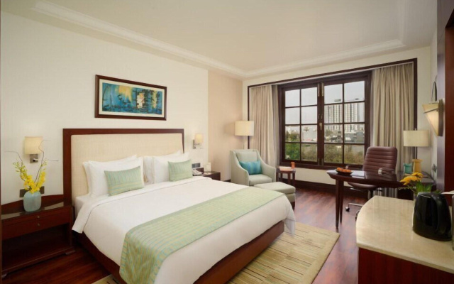 DLF Club 3 – Guest Rooms – Gurugram