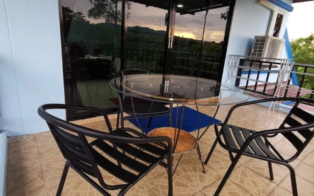 ChomTawan PhuphanDao Pool Villa