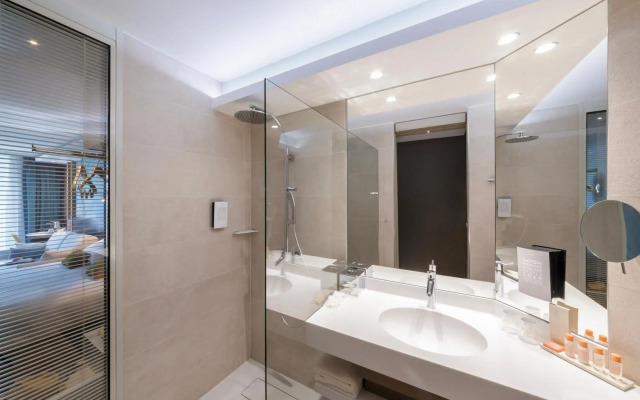 voco Strasbourg Centre The Garden by IHG