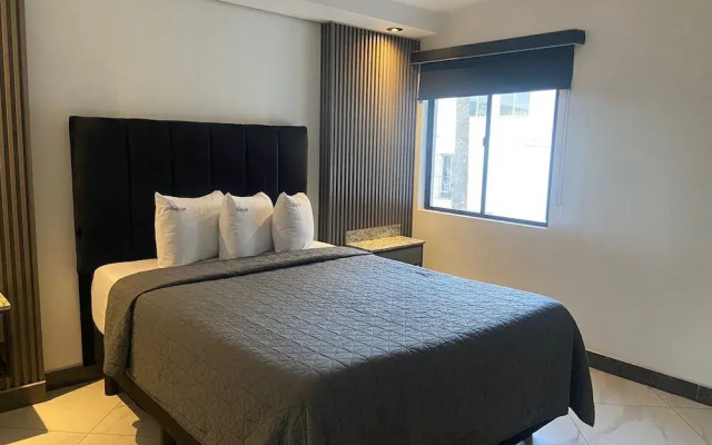 Hotel Suites Royal
