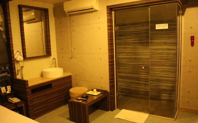 W Motel Seomyeon
