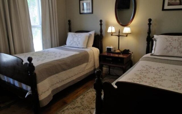 Cooper's Inn