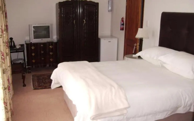 Hermanus Dorpshuys Guesthouse