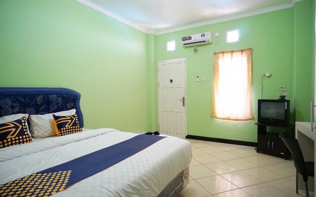 Marzan Syariah Guest House by OYO Rooms