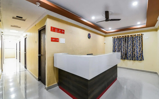 Sri Jaya Guesthouse By OYO Rooms