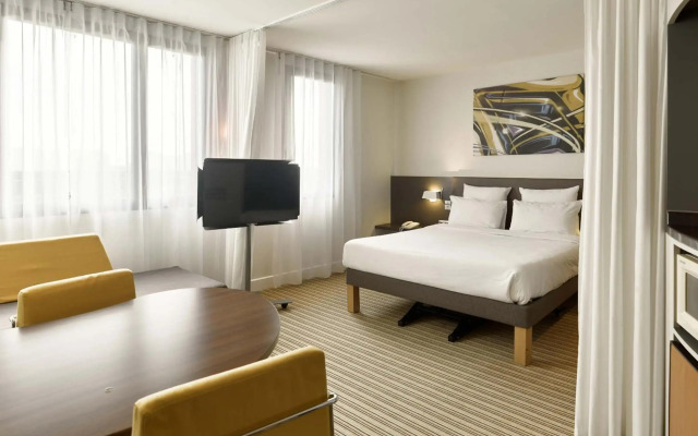 B&B HOTEL Vélizy Est