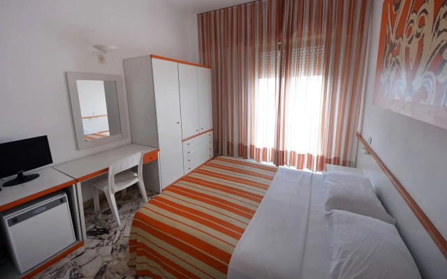 Palm Beach Hotel